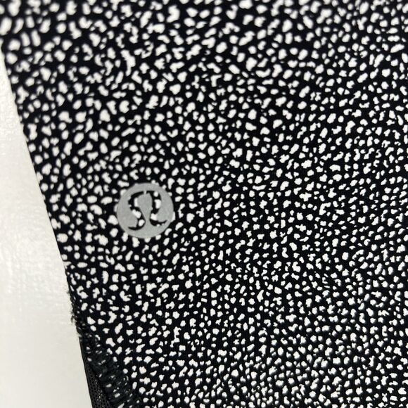 Lululemon Leggings Size 4 Invigorate 7/8 Tight Chakra Print Alpine White Black - Picture 9 of 10